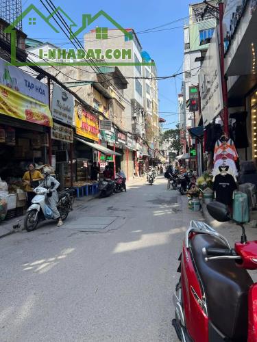 Bán nhà Đình Thôn 4 tầng, sổ đỏ 59m², ô tô có thể vào nhà tại Mỹ Đình 1, Nam Từ Liêm, chỉ - 2