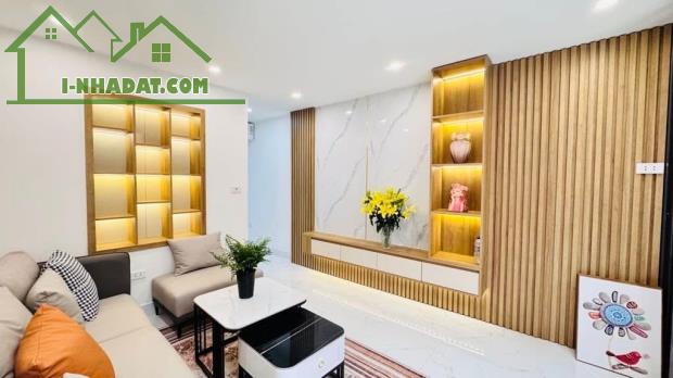 S.I.Ê.U PHẨM TẬP THỂ HOÀNG ĐẠO THÀNH - KHU VỰC VIP THANH XUÂN - NGÕ THÔNG - Ở SƯỚN - 2