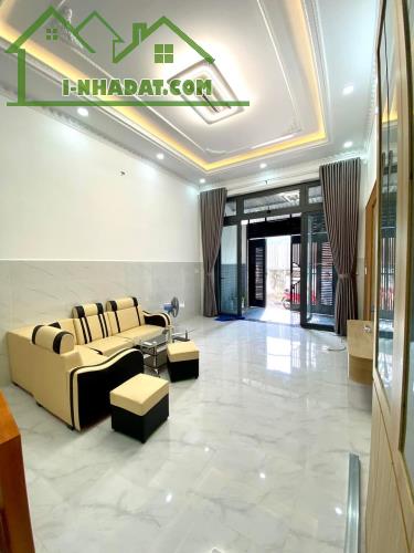 NHÀ 2 TẦNG THIẾT KẾ SANG TRỌNG - HẺM XE TẢI THÔNG  - SÁT BÊN CHỢ ĐÔNG THẠNH HÓC MÔN - NGAY - 3