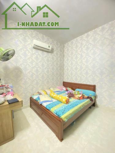 Chốt ngay nhà đẹp mặt tiền gần sát biển Sơn Trà, TP. Đà Nẵng