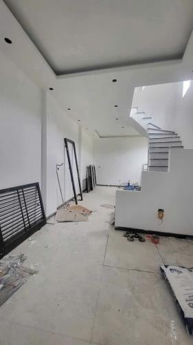 Bán nhà Phố Thạch Bàn. Gần Aeon Long Biên. Sân Cổng Riêng Biệt. 52m x 5T. Lh 0965858116 - 1