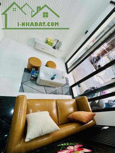 NHÀ ĐẸP-GIÁ TỐT. SỞ HỮU nội thất xịn, thoáng sáng, Vạn Phúc, Hà Đông, chỉ 3.7 tỷ.