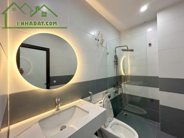 Bán nhà 4 tầng sạch đẹp mặt đường Trực Cát - 3