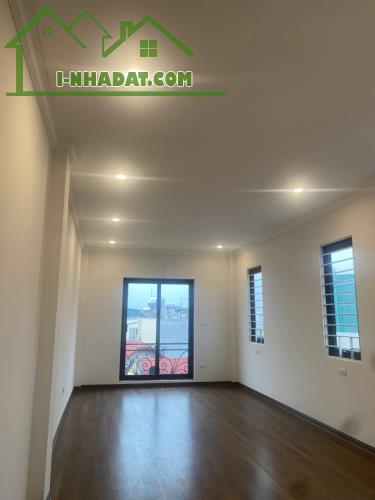 BÁN NHÀ Nguyễn Văn Linh, 52mx6T, ngõ ô tô, chỉ 8,8 tỷ. - 2