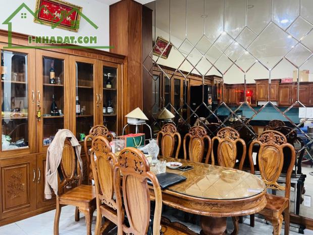 Quận 6,Gần MT Bà Hom, Ô tô, ngang 6 m, Nhà 4 tầng, 90 m2, giá rẻ. - 3