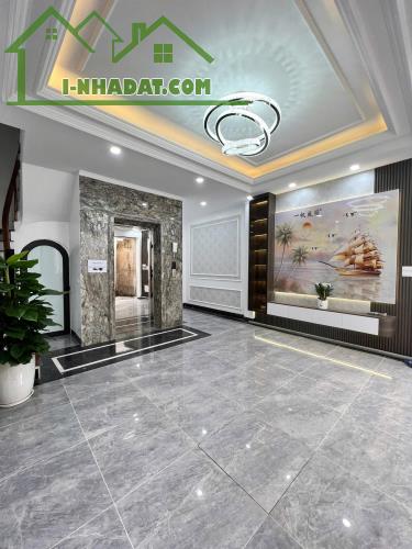 BÁN GẤP – NHÀ MỚI KHƯƠNG ĐÌNH – PHÂN LÔ – THANG MÁY – 6 TẦNG – 40M2 – HƠN 9 TỶ