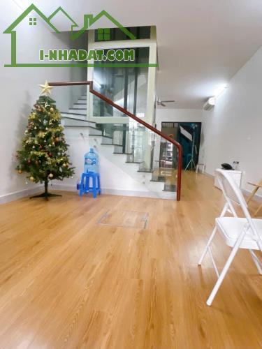 🚨 24,5 TỶ DIỆN TÍCH 72m2, 5 TẦNG KĐT MỚI ĐẠI KIM, THANG MÁY HIỆN ĐẠI - 3
