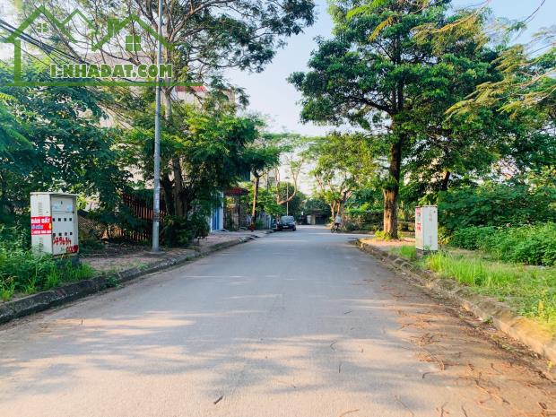 Bán 68m2 đất vuông vắn tại TDP An Trì 2, Hùng Vương, Hồng Bàng ô tô đỗ cửa Lh 0979087664 - 1