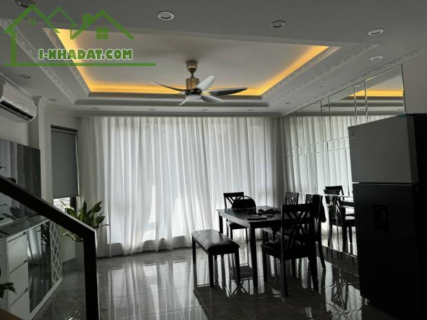 Nhà Lô Góc 6 Tầng, Kinh Doanh Sầm Uất, Ô Tô Vào Nhà - Vị Trí đắc địa Long Biên - 2