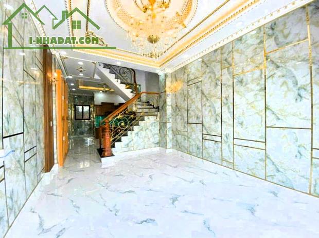 Nhà gần Phạm Văn Đồng, Hiệp Bình Chánh, 4PN sân thượng mát, giá tốt