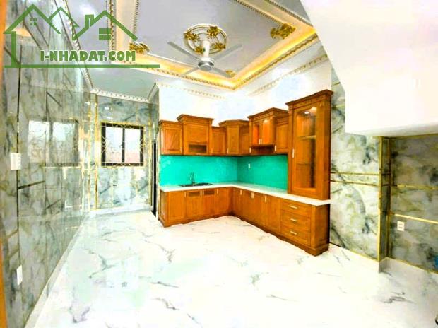 Nhà gần Phạm Văn Đồng, Hiệp Bình Chánh, 4PN sân thượng mát, giá tốt - 1