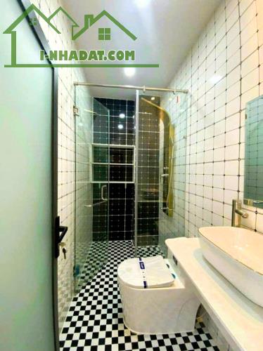 Nhà gần Phạm Văn Đồng, Hiệp Bình Chánh, 4PN sân thượng mát, giá tốt - 2