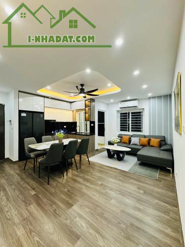 Linh Đàm - Quận Hoàng Mai - Căn hộ Chung cư 2 mặt View Hồ Linh Đàm, sổ đỏ, 91m2 * 3 ngủ - 4