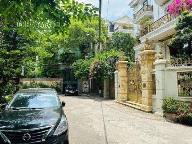 Bán gấp Biệt thự Vường Đào Tây Hồ, Diện Tích 200m2. Mặt tiền 15m2, Giá 100 tỷ - 1