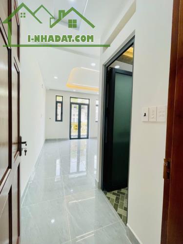Siêu Phẩm Hương Lộ 3 giáp Tân Phú xe hơi vào nhà 64m2,4 Tầng Nhỉnh 6 tỷ - 2