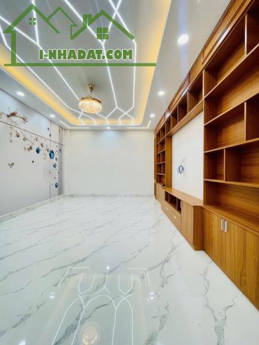 Siêu Phẩm Hương Lộ 3 giáp Tân Phú xe hơi vào nhà 64m2,4 Tầng Nhỉnh 6 tỷ - 3