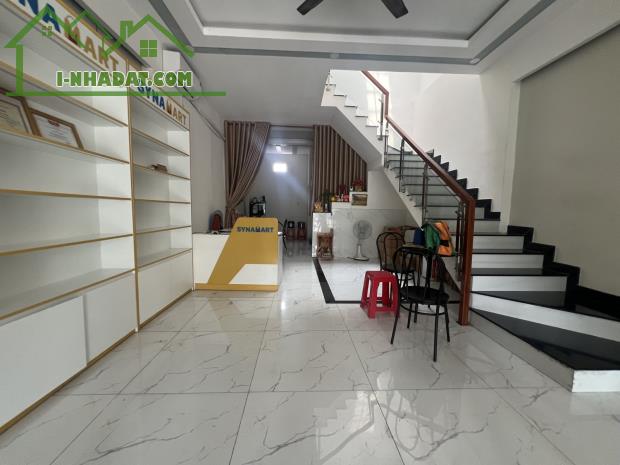 Bán nhà 2 Tầng vị trí KINH DOANH có tên đường hẳn hoi, giá cực sock,gần chợ Tân Bình