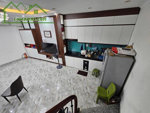 🚗 BỒ ĐỀ – NHÀ ĐẸP 30M², 5 TẦNG, Ở NGAY – 6.8 TỶ! - 4