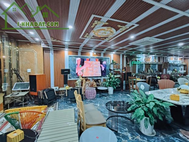 DUY NHẤT 1 CĂN MẶT PHỐ - BIỆT THỰ Garden Xuân Phương 135m 6 tầng thang máy - lô góc 3 mặt