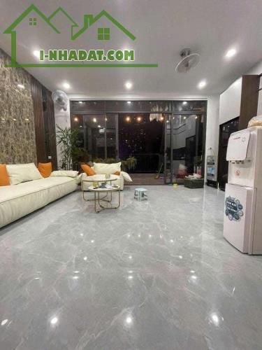 Hạ 1 tỷ bán gấp nhà 20m ra đường Nguyễn Khuyến 7 tầng 55m2 thang máy, ô tô vào, cho thuê - 3