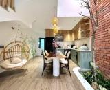 Đón đầu cầu Tứ Liên, ô tô đỗ cửa, 80m2, 5 tầng, gần phố, sổ nở hậu, 15,5 tỷ
