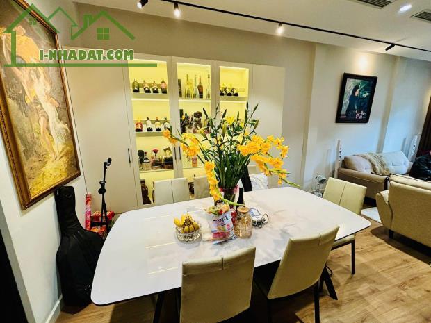 Hiếm!!! BÁN NHANH NHÀ PHẠM HUY THÔNG 40M2 - 5 TẦNG - MẶT TIỀN 4.5M - 13.5 TỶ - Ô TÔ ĐỖ - 1