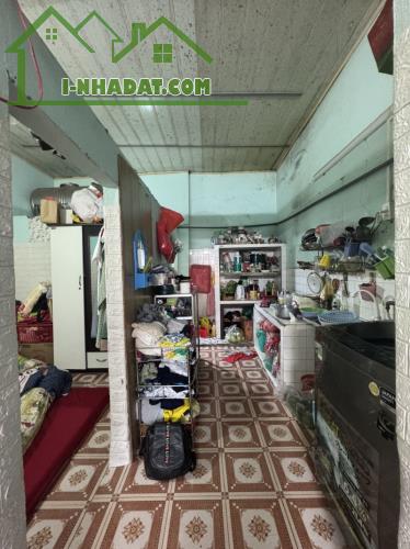 # Nhà sát MT CMT8 Khuê Trung, gần Nguyễn Văn Huyên, 65m2,  C4, 2.39 tỷ - 1