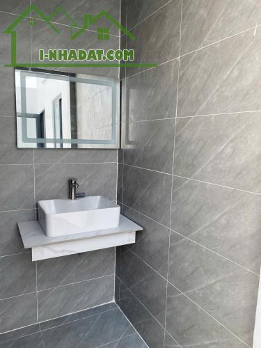 Nhà cấp 4 mới xây 5x22m, SHR, cách KCN Cầu Tràm chỉ 500m - 3