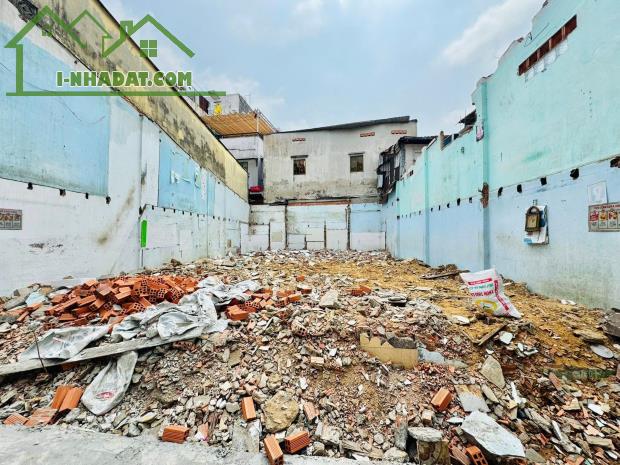 Bán gấp Lô đất hẻm 4m đường Lương Thế Vinh, Lũy Bán Bích, 8.5x16m, tiện xây, 7.5 tỷ.