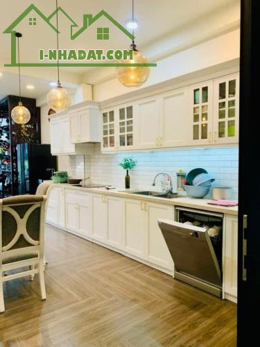 BÁN NHANH NHÀ PHÂN LÔ PHỐ HUỲNH THÚC KHÁNG 45M2 - 4 TẦNG - 4M - 15.5 TỶ - Ô TÔ VÀO NHÀ - 2