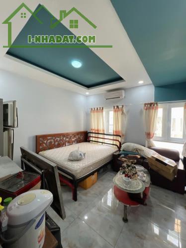 Gấp bán, Bán nhà Hẻm 7m đường Nhiêu Tứ - Phan Xích Long, 5.1x30m, 4T - 5PN, 19.9 tỷ. - 2