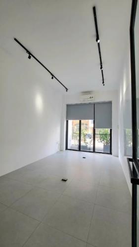 Bán nhà Ni Sư Huỳnh Liên - DT 45m2 - 2 tầng - giá 4.9 tỷ tl