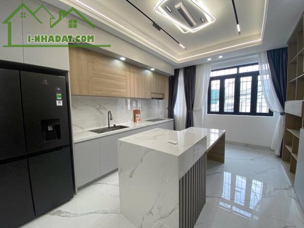 SIÊU PHẨM TOÀ NHÀ 5 TẦNG HẺM XE TẢI 8M - SÁT MẶT TIỀN PHẠM ĐĂNG GIẢNG - GIÁP TÂN PHÚ - - 1