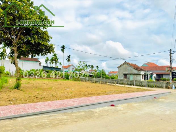 NGỘP BANK - Giá siêu rẻ cho đất đô thị 2 mặt tiền siêu rộng ven Hội An - 2