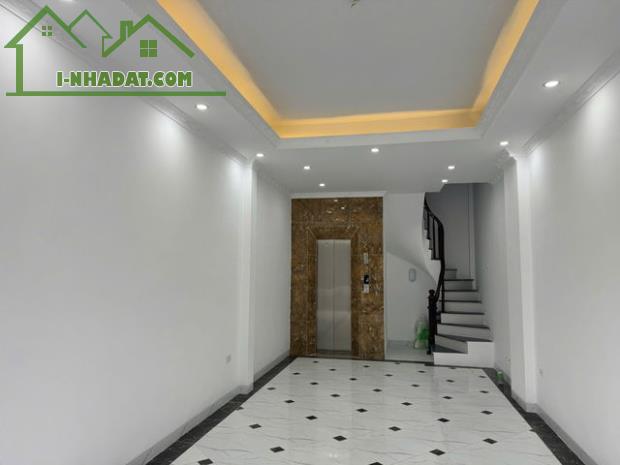 CHÍNH CHỦ  BÁN  NHÀ MỚI. ĐỨC GIANG LONG BIÊN, NỞ HẬU 40m2  5T 1 TUM MT3.7 11 TỶ - 3