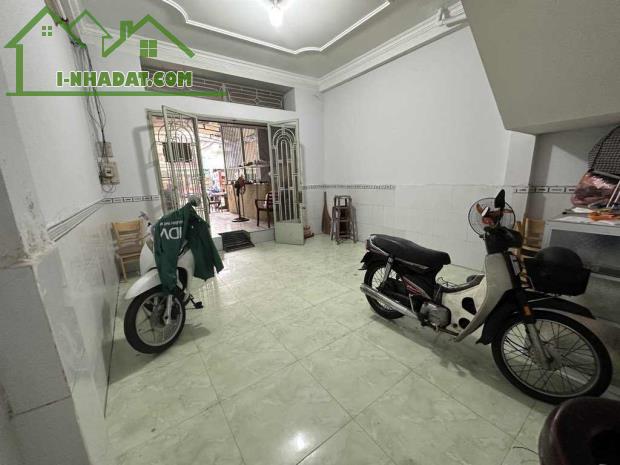 MẶT TIỀN LÊ THỊ CHỢ Q7 PHÚ THUẬN NGANG 5M - 1