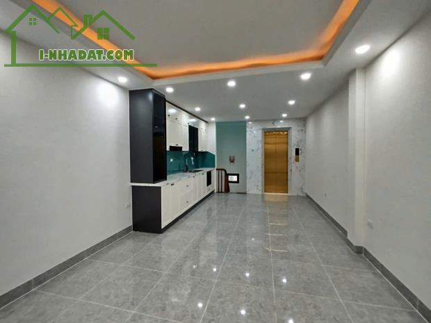 PHÂN LÔ, Ô TÔ ĐỒNG TÀU- HOÀNG MAI, 45 M2, 6 TẦNG, MẶT TIỀN 4  M, GIÁ  NHỈNH 12 TỶ. - 2