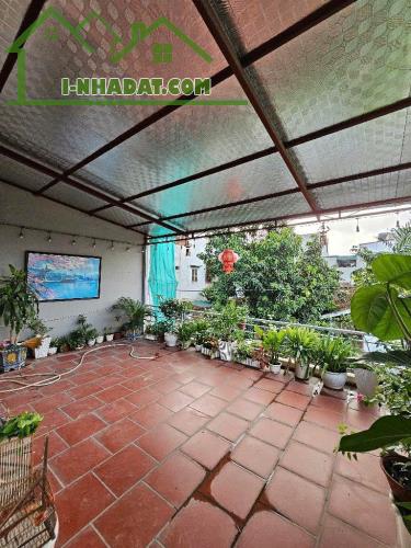 SIÊU PHẨM GIANG BIÊN - VỊ TRÍ ĐẮC ĐỊA - ĐƯỜNG ÔTÔ TRÁNH - CĂN NHÀ NỞ HẬU - THÔNG SỐ ĐẸP. - 5