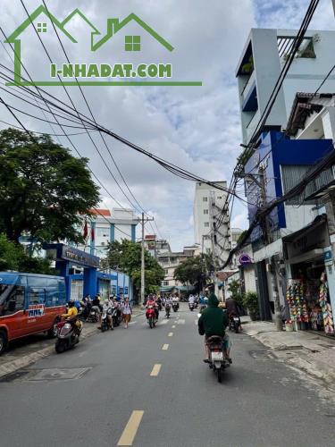 Bán nhà quận Tân Bình, 25m2, 4 tầng đúc BTCT, giá hiện đang giảm còn 5.2 tỷ