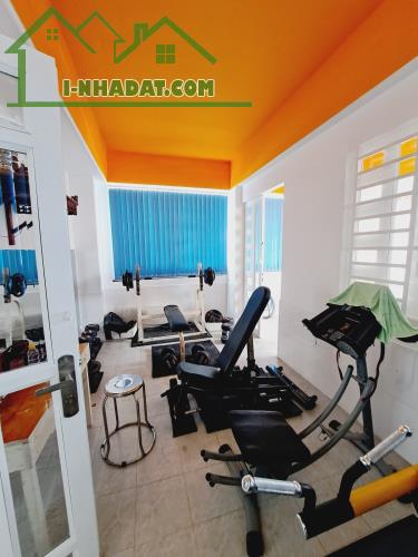 Bán nhà Quận 8, KDC Bình Điền, đường D, 80m2 (5x16), 3 lầu, chỉ 8 tỷ