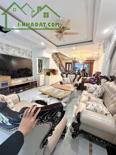 Lõi Ba Đình- Siêu Phẩm Phố Đặng Dung-50m2-5m mặt tiền- 5 tầng- 49 tỷ - 1