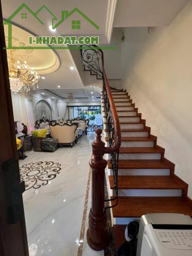 Lõi Ba Đình- Siêu Phẩm Phố Đặng Dung-50m2-5m mặt tiền- 5 tầng- 49 tỷ - 2