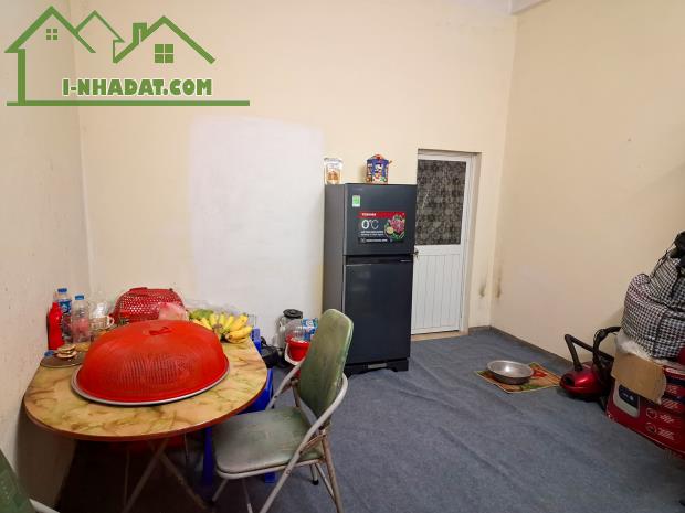 Phân lô Hoàng Cầu2 thoáng,Ô tô tránh,ngõ thông,51m 3 tầng 3.8m mặt, Giá 14.2tỷ 0796193699 - 4