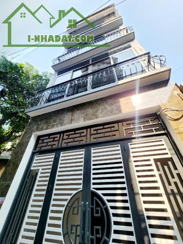 Bán nhà 50m2, 4 tầng phố Ngọc Trì, Long Biên