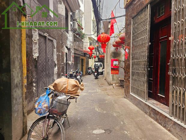 Bán nhà Phú Đô, Nam Từ Liêm, 45/75m2, 3T, Mt 6m, OTO, KINH DOANH, 10 tỷ. 0937651883.