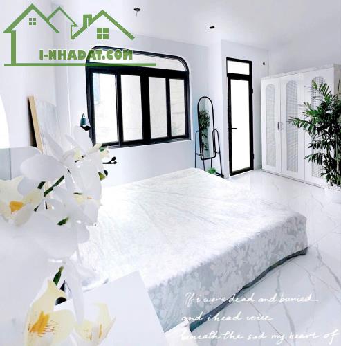 TOÀ CĂN HỘ DỊCH VỤ CẦU GIẤY MỚI TINH, THANG MÁY 50M2, 10.99 TỶ, GÀ ĐẺ TRỨNG VÀNG 660 TRIỆU - 2