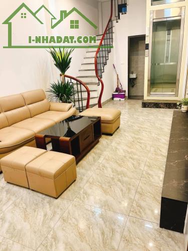 Bán nhà đẹp mặt ngõ phố Lạc Long Quân 6T thang máy MT 4m nhỉnh 7 tỷ Tây Hồ