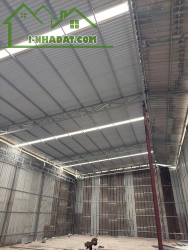 Cho thuê kho xưởng gần KCN Ngọc Hồi, Thanh Trì, Hà Nội. DT 800m xe container đỗ cửa giá - 1