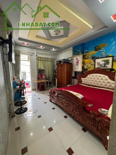 10 TỶ HƠN - NHÀ HẺM 8M CÓ LỀ, KINH DOANH - TÂN THÀNH TÂN PHÚ - 72M2 3 LẦU 4PN - VUÔNG VỨC - 1