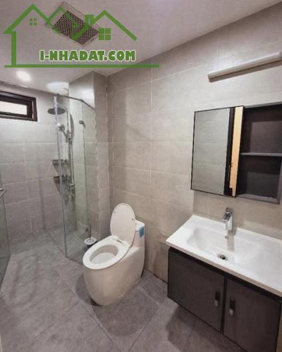 BÁN NHÀ HỒNG TIẾN - BỒ ĐỀ - NHÀ 5 TẦNG 4 NGỦ - GARA Ô TÔ- LÔ GÓC- THIẾT KẾ TUYỆT ĐẸP. - 3